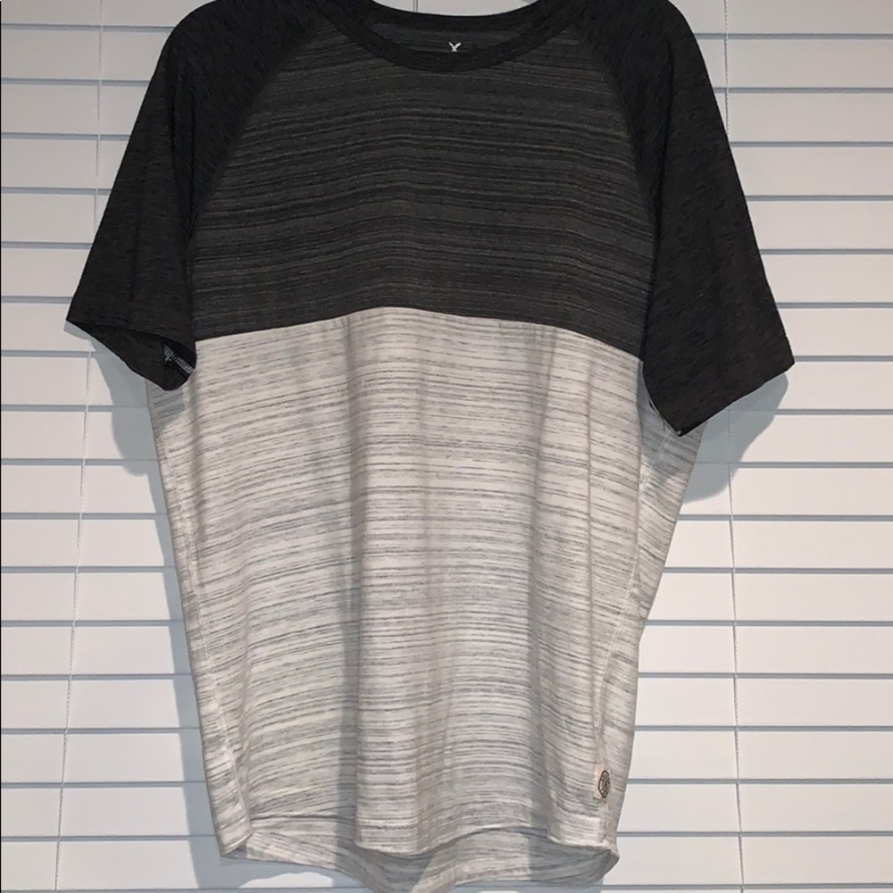 American Eagle t-shirt